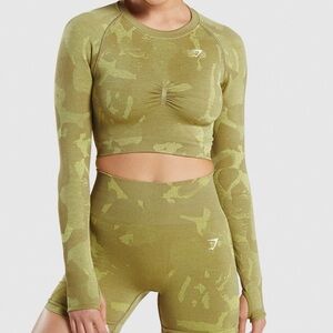 Gymshark Camo Long Sleeve Crop Top – Size L – Olive Green
